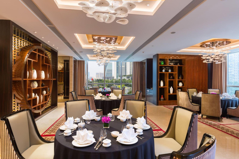 Food & Drinks 5, Hilton Chengdu, Chengdu