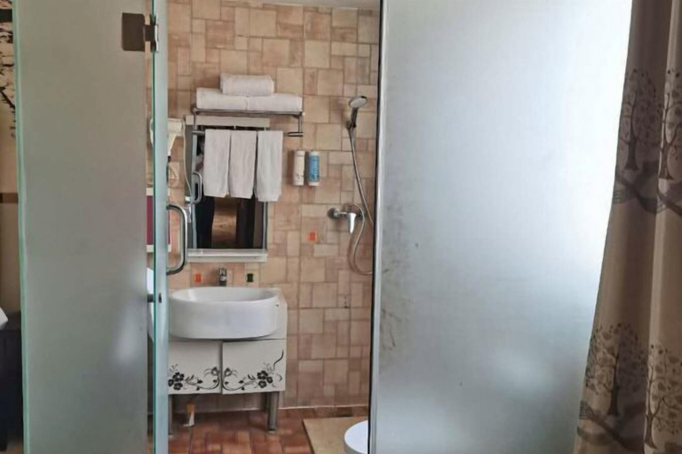 Bathroom 4, Vienna 3 Best Hotel, Beijing