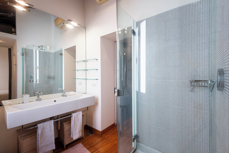 Bathroom 3, Trastevere Luxury Panoramic Apartment, Roma