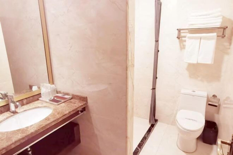 Bathroom 4, Jiangpan Business Hostel, Harbin