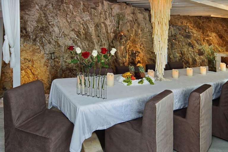 Food & Drinks 5, Zinas Villas, South Aegean