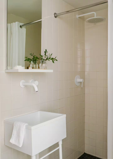 Bathroom 3, The Industrialist Hotel Brooklyn, New York