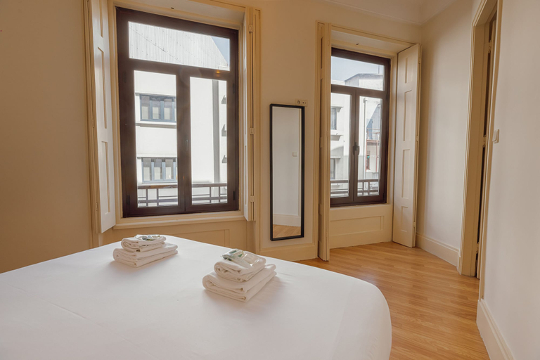 Room 2, City Center Terrace Apartment by Vacationy, Porto