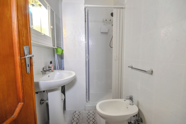 Bathroom 4, Casa Ida, Foggia