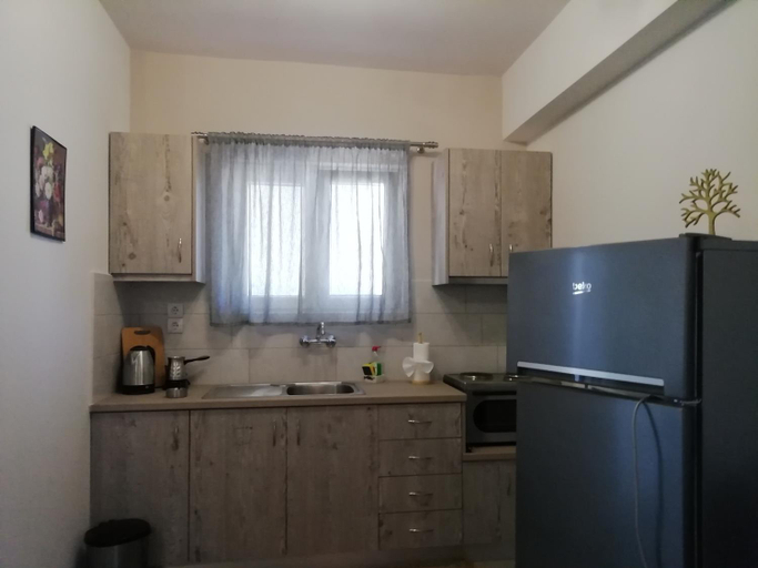 Others 2, Katelia's Apartments, Central Greece