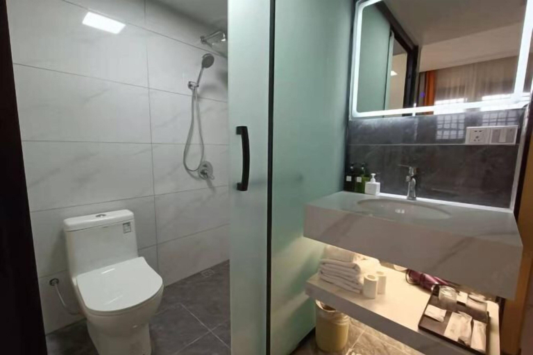 Bathroom 3, Ruining Hotel ( Xiangyang Gucheng North Street Branch), Xiangfan