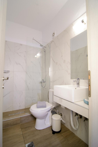 Bathroom 2, Eternal Suites Edessa, Central Macedonia