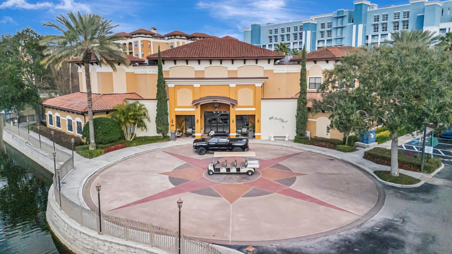 Exterior, Magical Moment Vacation Condos, Orange