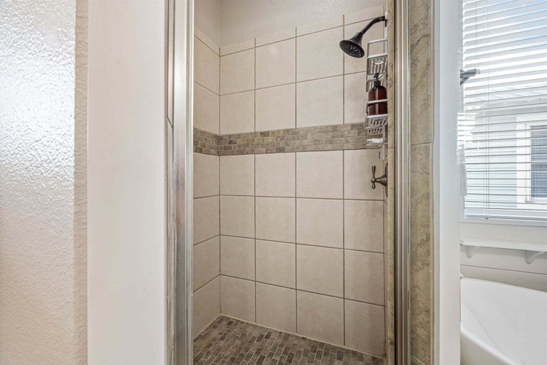 Bathroom 2, Blu Pearl 5 Bedroom Home, Galveston