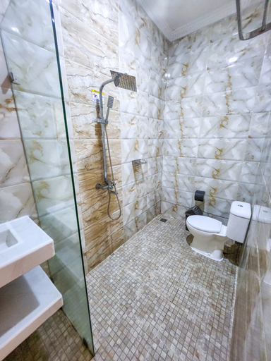 bathroom 6