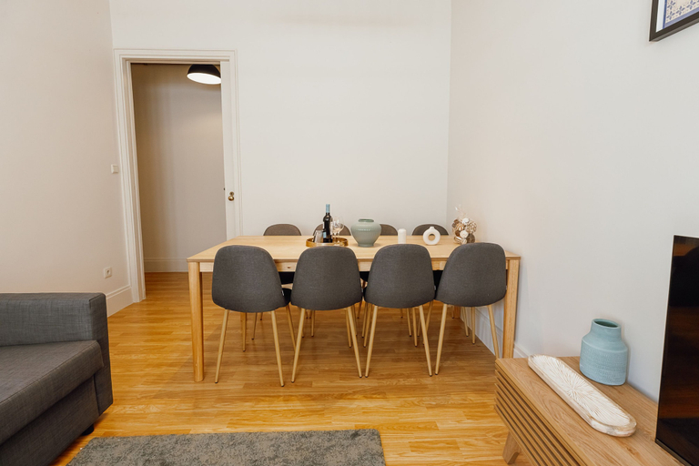 Room 3, City Center Terrace Apartment by Vacationy, Porto