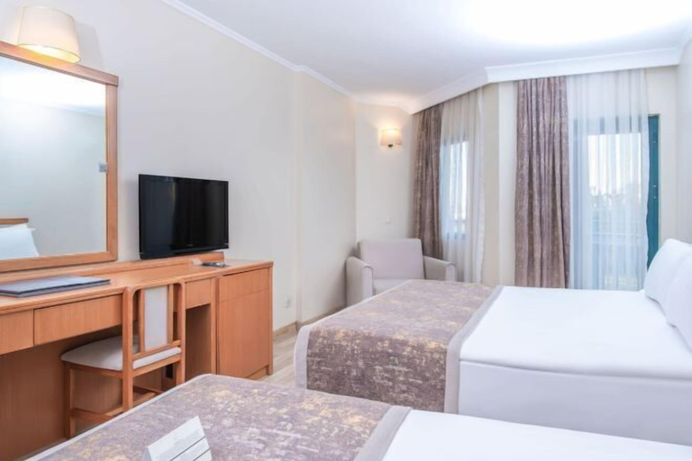 Bedroom 3, Miramare Queen Hotel - Ultra All Inclusive, Manavgat