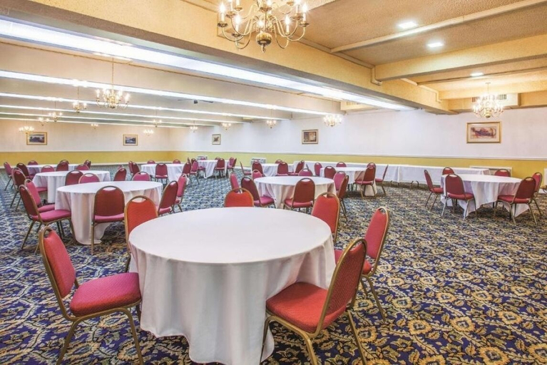 Banquet hall, University Inn & Suites Berkeley, Alameda