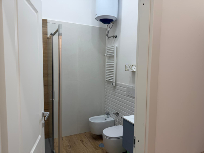 Bathroom 3, Trastevere Queen, Rome
