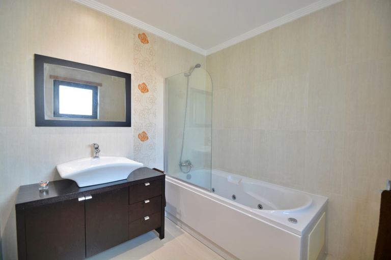Bathroom 3, Villa Feliz Algarve with Private Pool - Sao Rafael, Albufeira