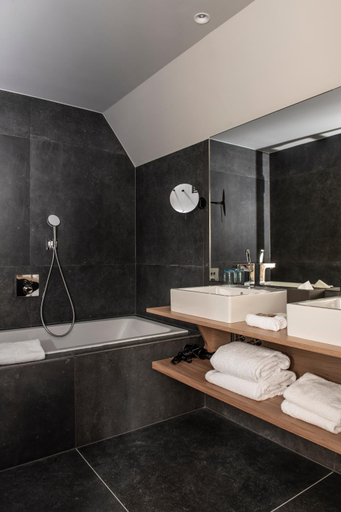 Bathroom 5, Relais et Chateaux Le Chambard, Haut-Rhin
