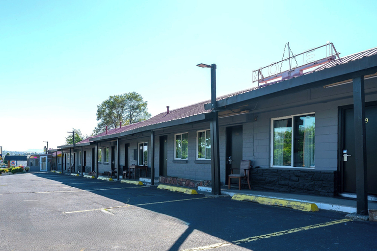 Exterior & Views 2, Juniper Motel Madras, Jefferson