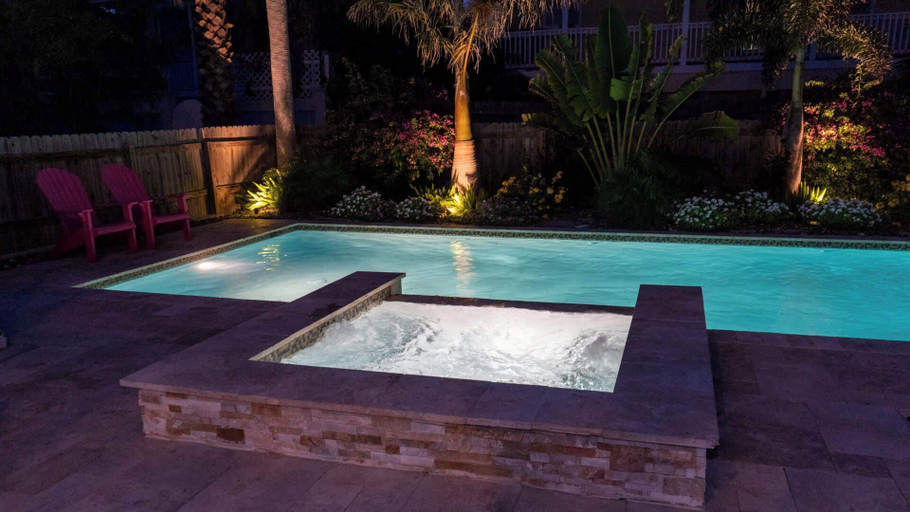 Sport & Beauty 5, Upscale & Spacious Home - Renovated - Pool, Cameron