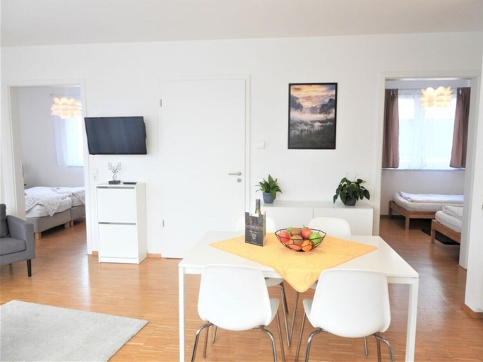 Dining 4, Ferienwohnung Badnerstraße L3, Emmendingen