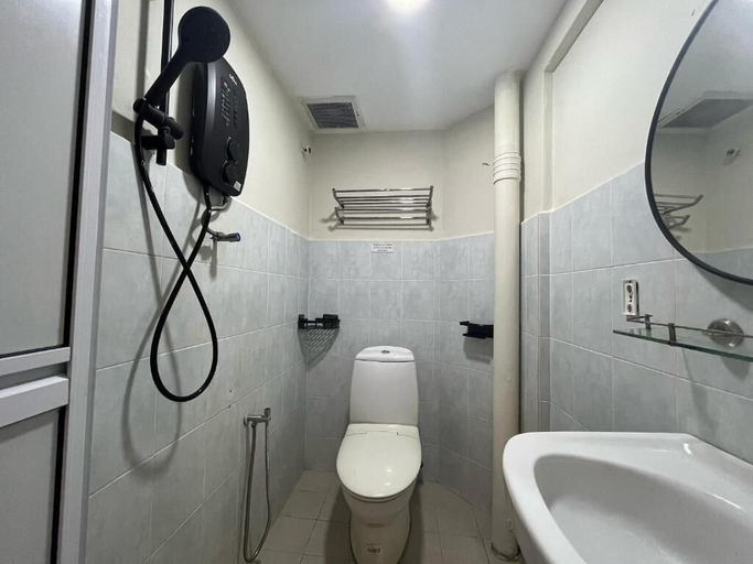 Bathroom 4, Swing & Pillows @ Malacca Mahkota Parade, Malacca City