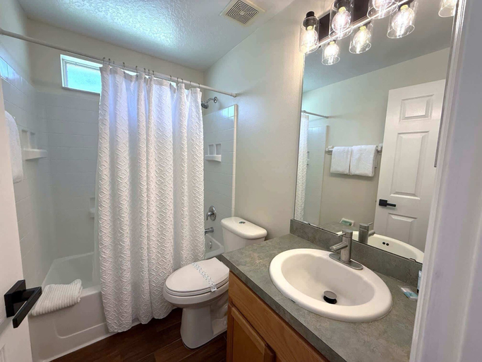 Bathroom 4, Golf Course View Villa - Private Pool, Polk