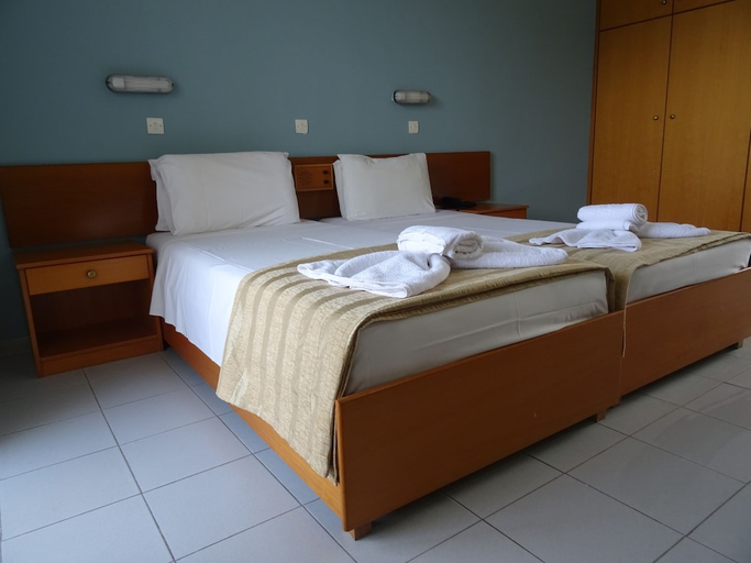 Bedroom 3, Bayside Hotel Katsaras, South Aegean