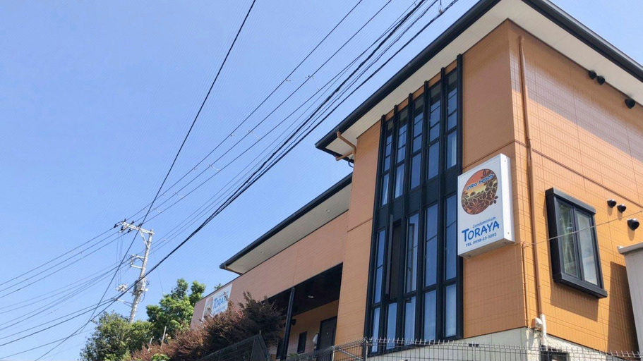 Others 5, Condominium Toraya, Shimoda
