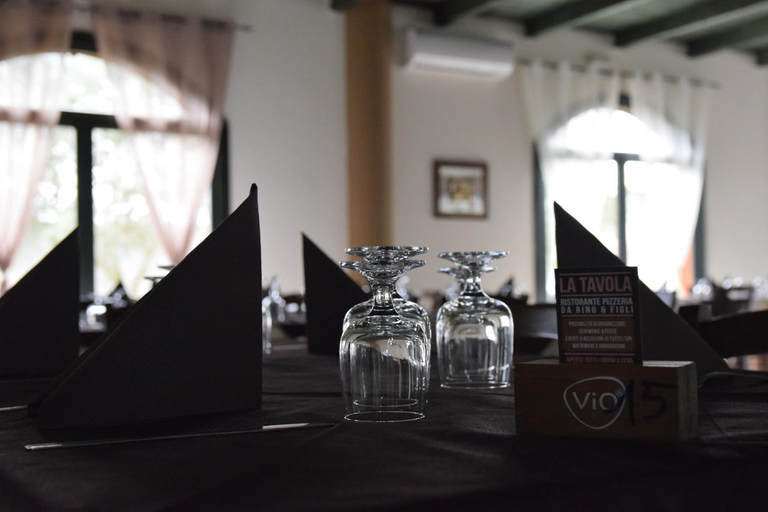 Food & Drinks, LA Tavola Ristorante Pizzeria Da Rino & Figli, Cagliari