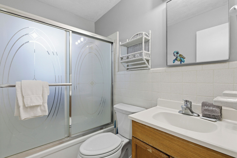 Bathroom, Sun and Fun- Tranquil Turtle, Volusia