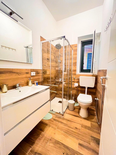 Bathroom 2, Le Case di Ciccine', Palermo