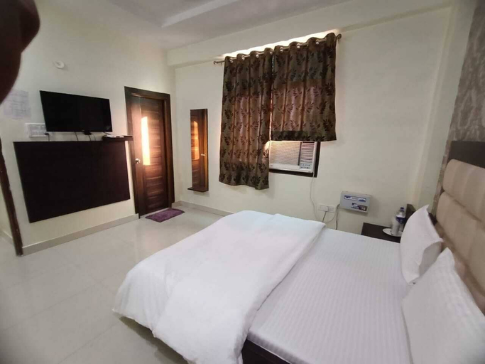 Room 3, Hotel Heritage Villa By MNG Rooms, Kanpur Nagar