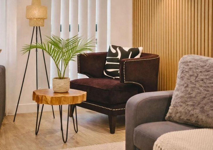 Living area 3, Manhattan Suites near Liverpool ONE, Sefton