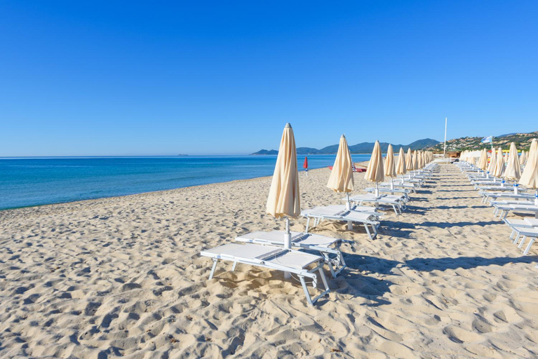 2, Valtur Sardegna Eos Costa Rei, Cagliari
