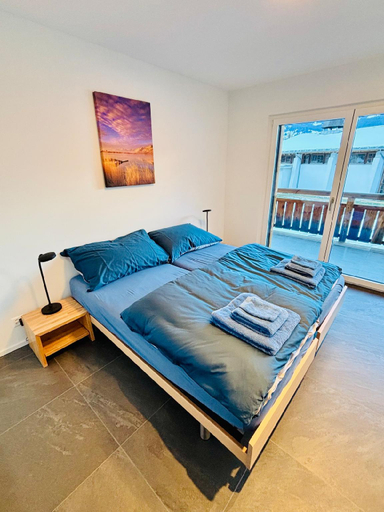 Bedroom 2, NEW: Premium Jungfrau Apartment, Interlaken