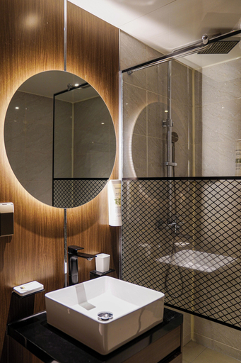 Bathroom 5, Embledon Hotel, Hwaseong