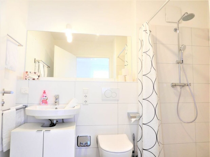 Bathroom, Ferienwohnung Badnerstraße L5, Emmendingen