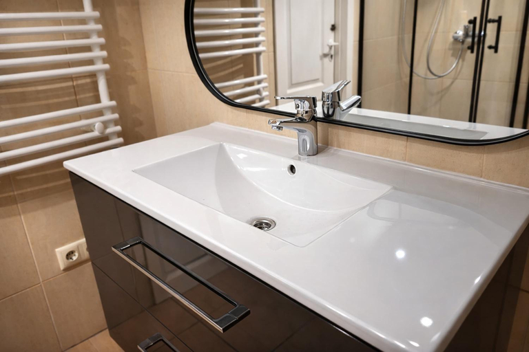 Bathroom 3, Family Hotel Daugavpils, Daugavpils