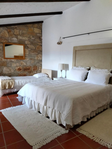 Bedroom 2, Casa de Chanca, Penela