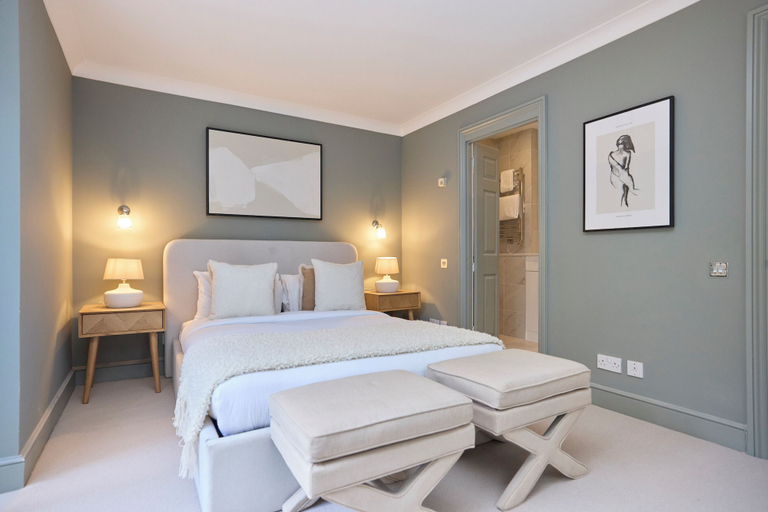 Room 3, The Abbey Mews House, London