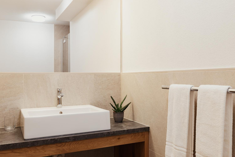 Bathroom 3, Apartments Roda de Ciar, Bolzano