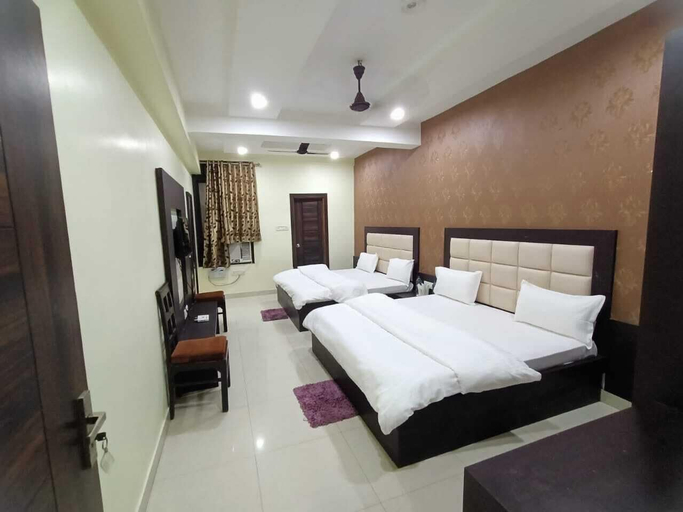 Room 5, Hotel Heritage Villa By MNG Rooms, Kanpur Nagar