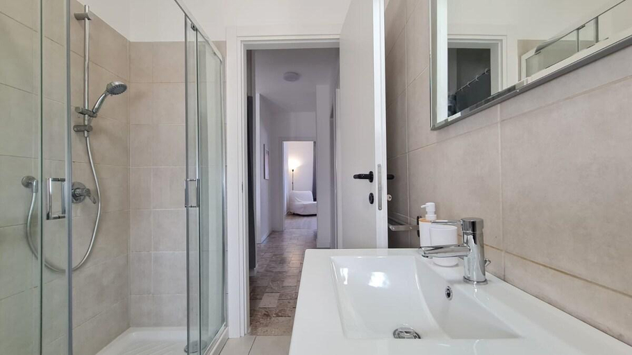 Bathroom 3, Hapton House Big Mama – Parking & Venice Access, Venezia