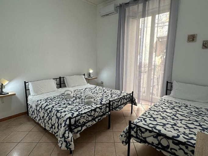 Room 4, Stella Sirio Rooms, Napoli