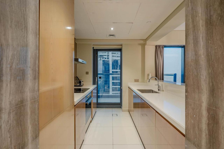 Others 3, Paramount Towers - Elegant Home, Dubai
