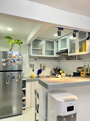 Kitchen, RQ POOL VILLA, Mabalacat
