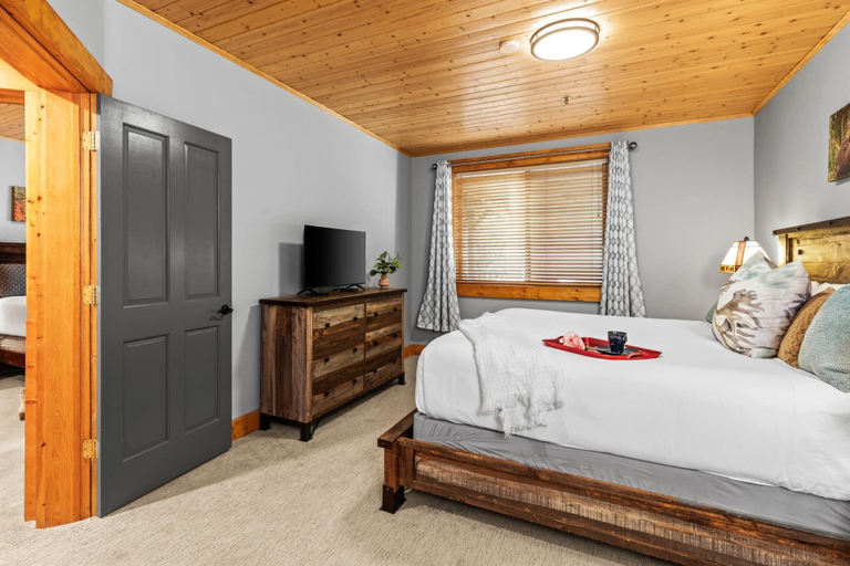 Bedroom 3, Black Bear Lodge BBL-351A by KBM, Summit