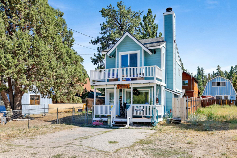 Exterior & Views 2, JAY Bird Landing Escape #2308, San Bernardino