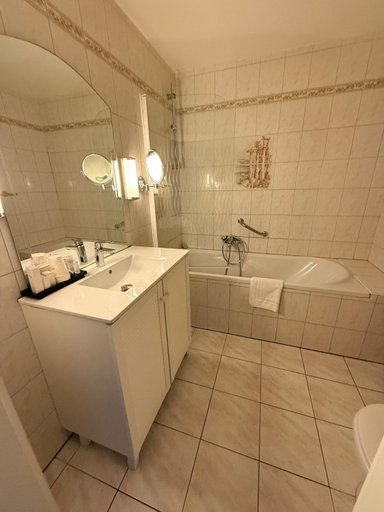 Bathroom 3, Chateau De Latour, Luxembourg