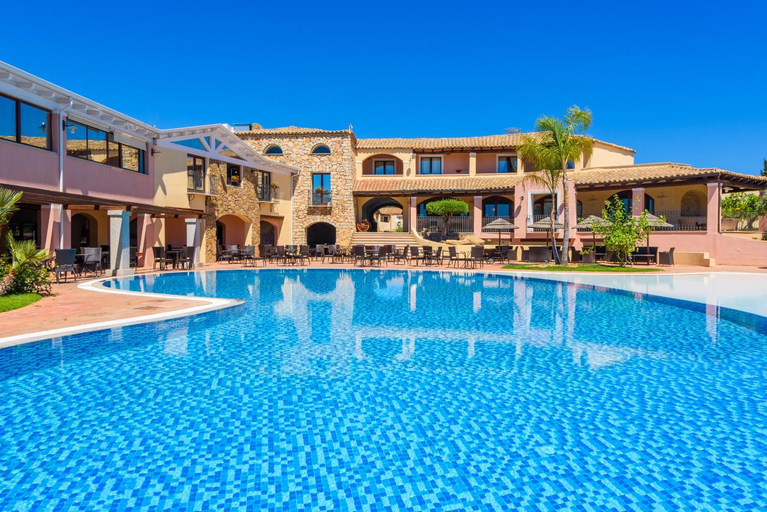 5, Valtur Sardegna Eos Costa Rei, Cagliari
