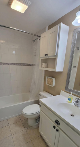Bathroom 3, Los Cabos I #5, Cameron